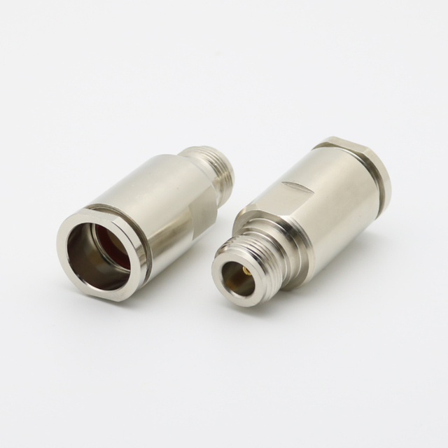 N-Type Straight Clamp Jack LMR600 12D-FB XMRN25